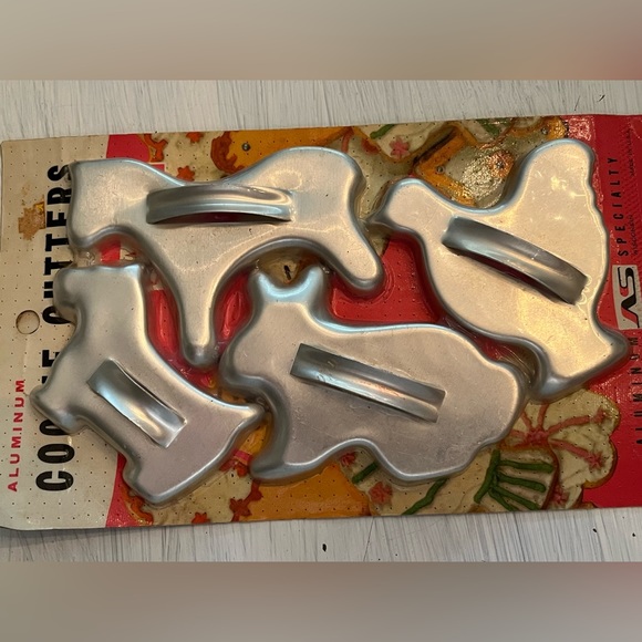 Aluminum Specialty Aluminum Cookie Cutters Rare Never Opened Antique - Picture 3 of 8
